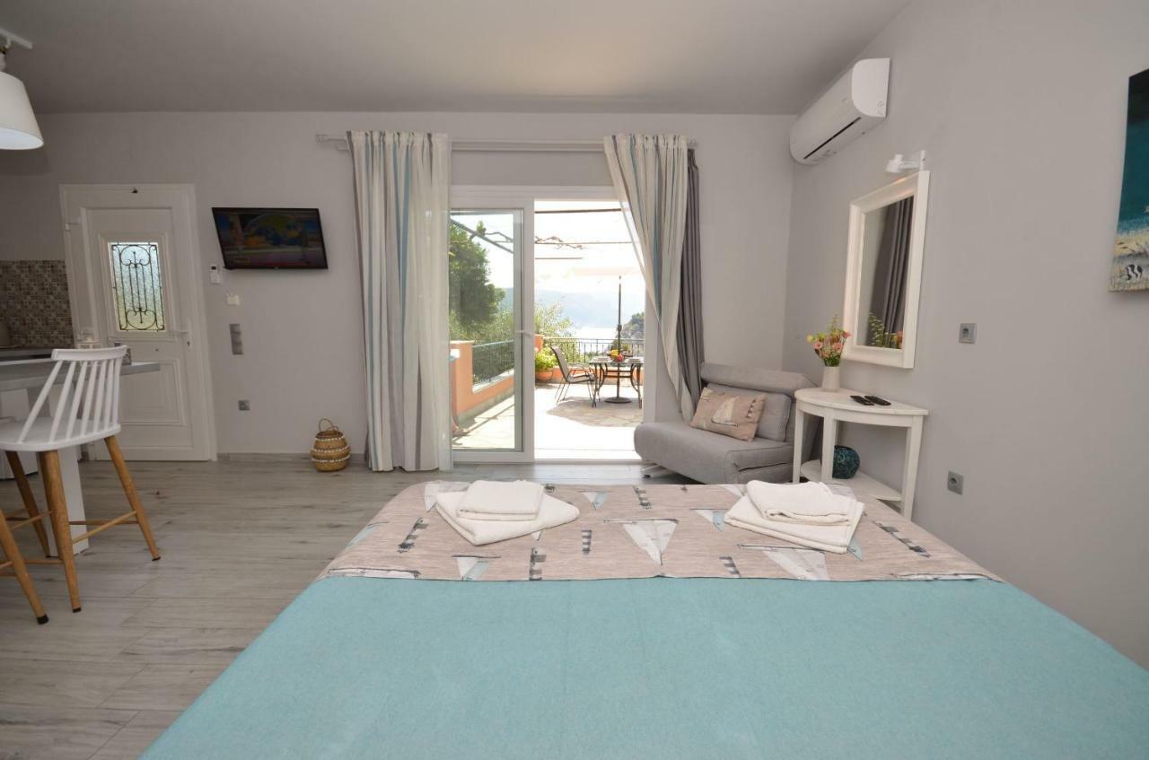 Thalassa Studios Παλαιοκαστρίτσα Εξωτερικό φωτογραφία